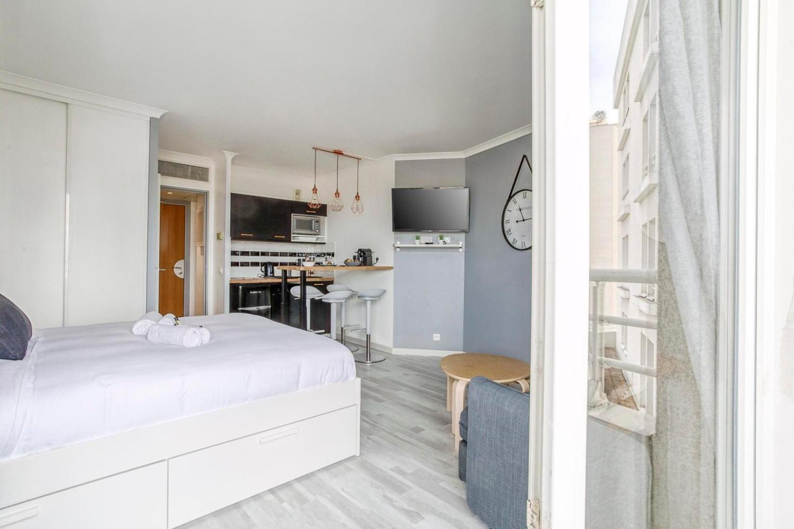 Joli Studio A Courbevoie - La Defense Dış mekan fotoğraf